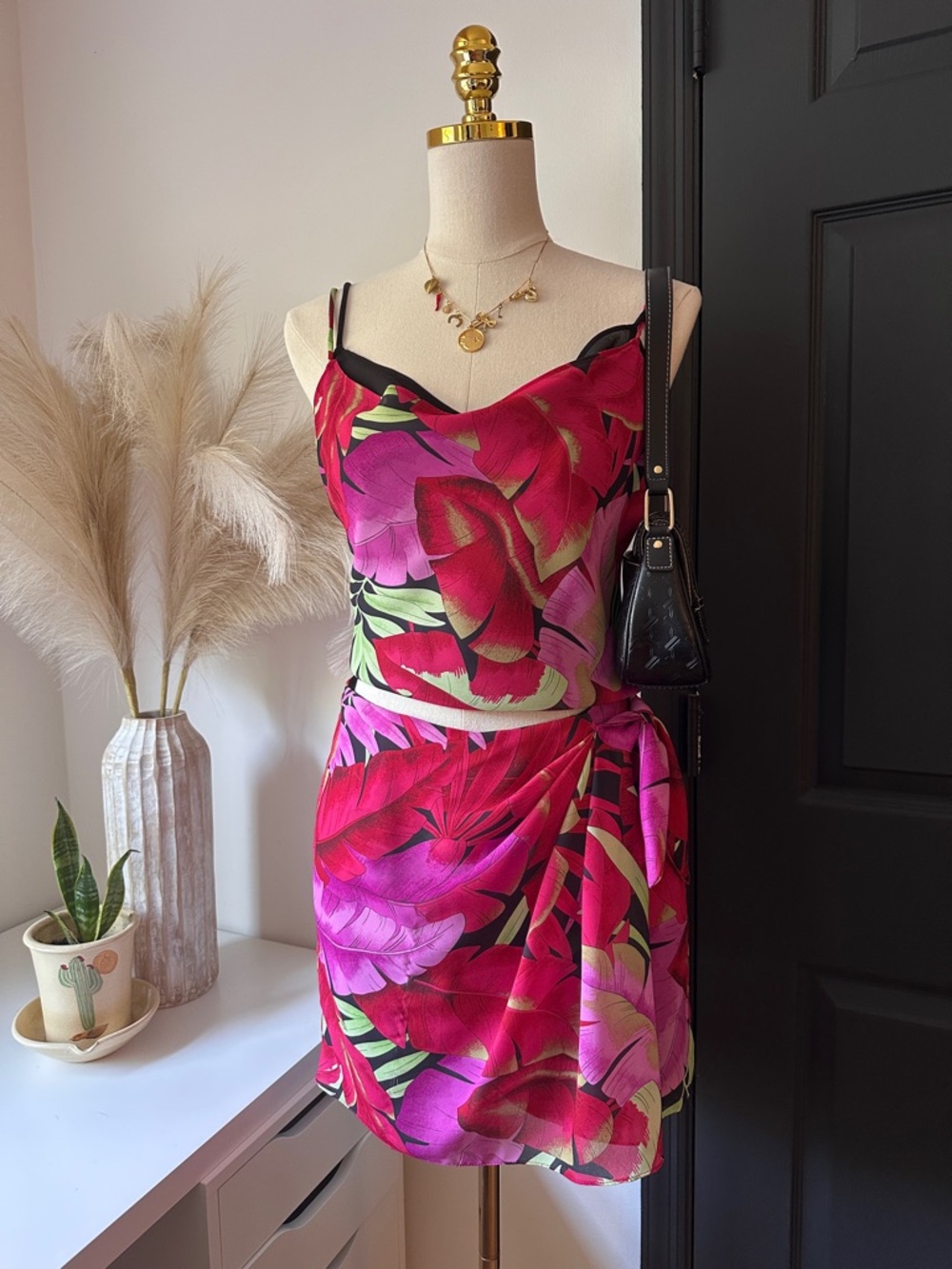 Cache Pink Tropical Print Wrap Mini Skort and tank matching set y2k